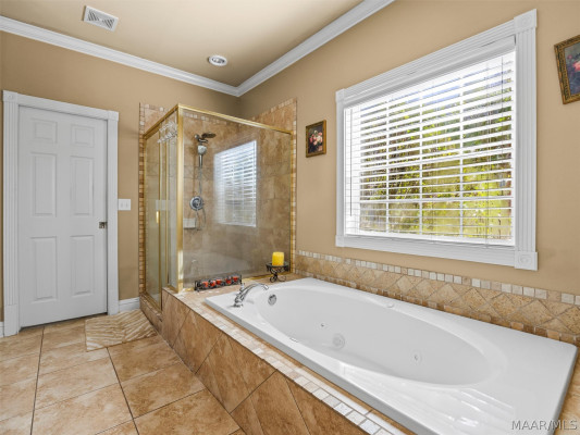 8490 Rockbridge Circle