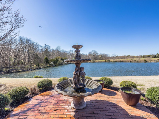 8490 Rockbridge Circle