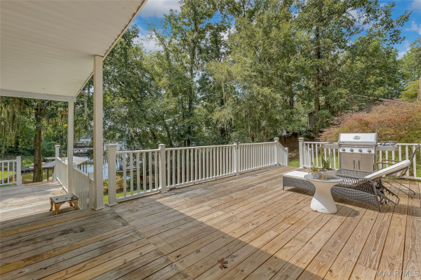 555 Shady Acres Drive