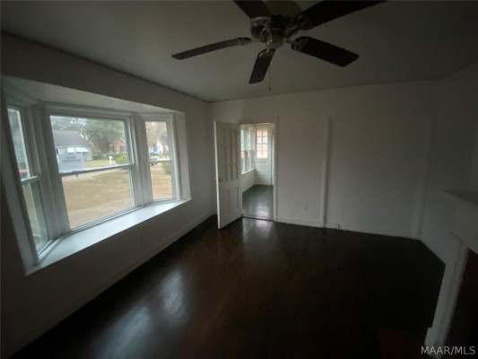 3639 Whiting Avenue