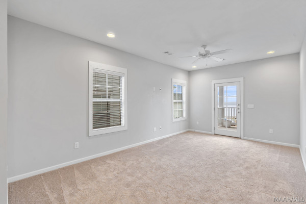 182 Northlake Street