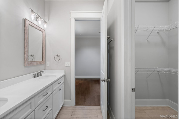 182 Northlake Street