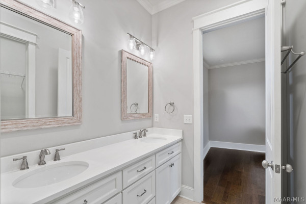 182 Northlake Street