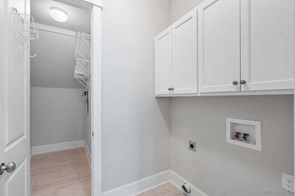 182 Northlake Street