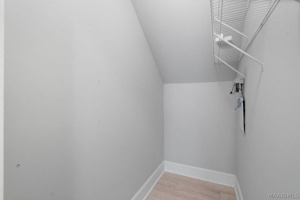 182 Northlake Street