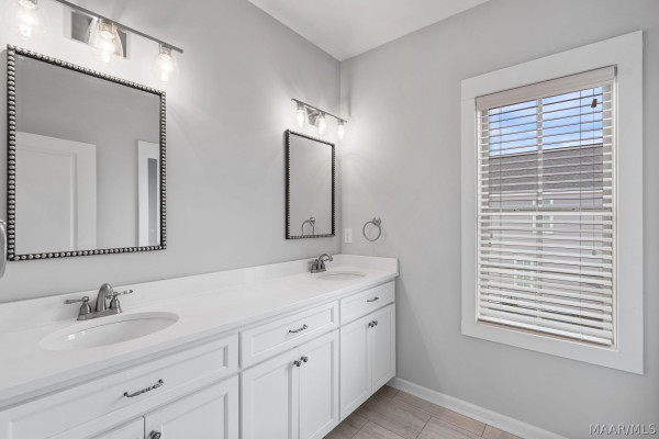 182 Northlake Street