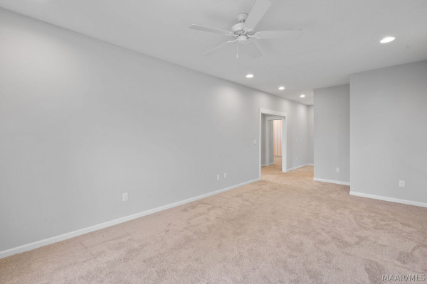 182 Northlake Street