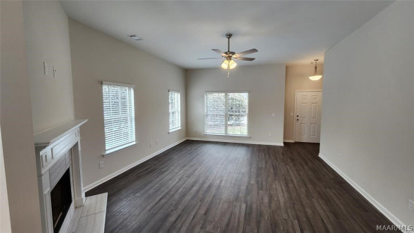 246 Brownstone Loop