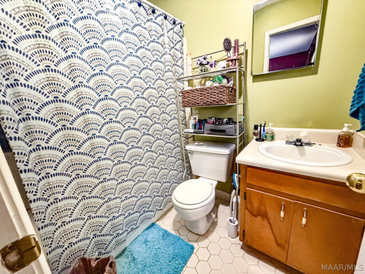 1644 Deatsville Highway