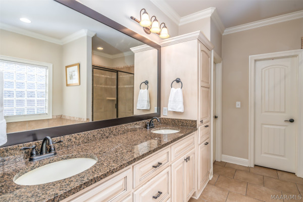 1000 Southern Hills Drive