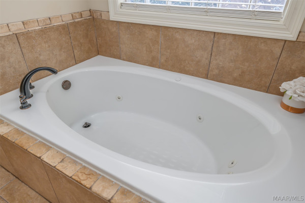 1000 Southern Hills Drive