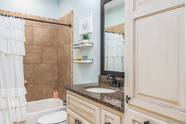 1000 Southern Hills Drive