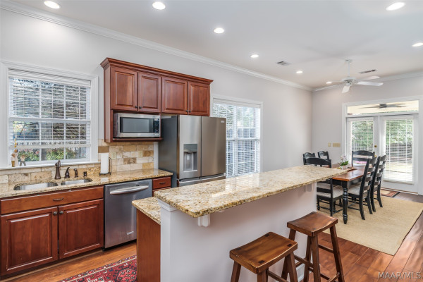 8432 Marsh Pointe Drive