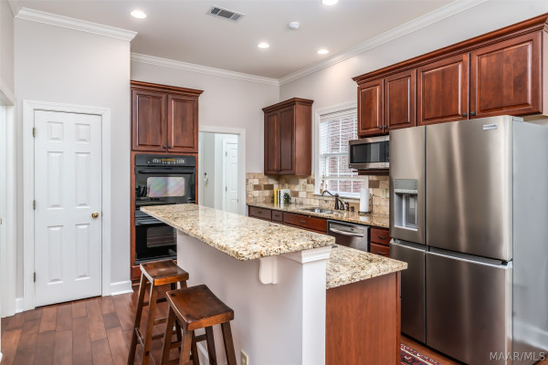 8432 Marsh Pointe Drive