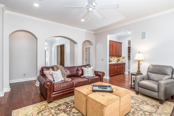 8432 Marsh Pointe Drive