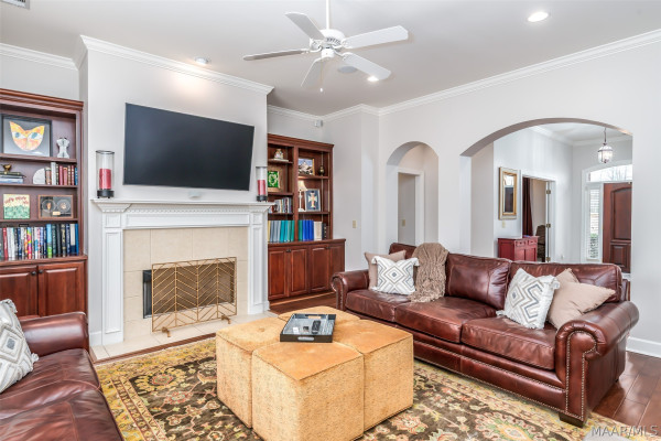 8432 Marsh Pointe Drive