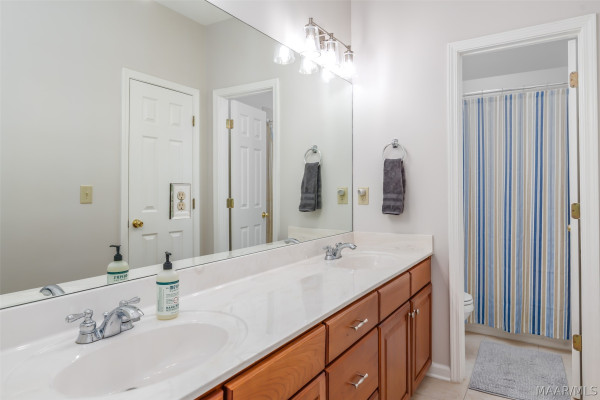 8432 Marsh Pointe Drive