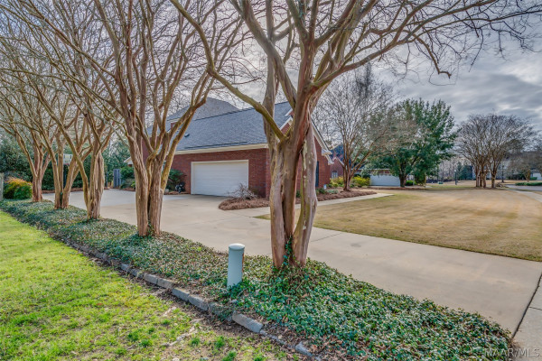 8432 Marsh Pointe Drive