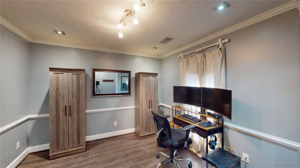 509 Breckinridge Lane