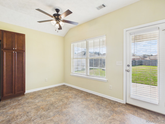 1637 BUENA VISTA Boulevard