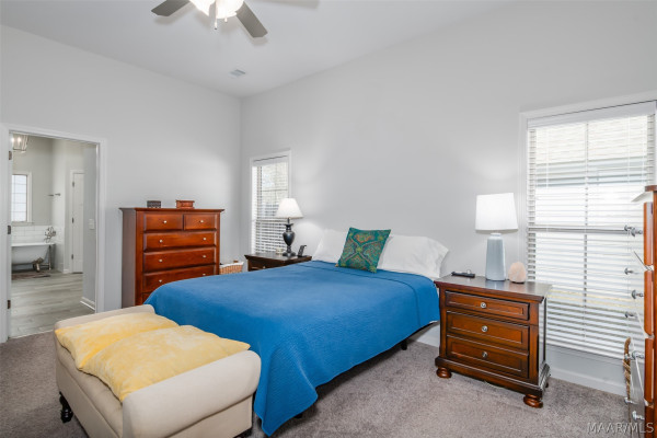 9422 Crescent Lodge Circle