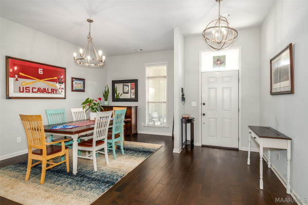 9422 Crescent Lodge Circle