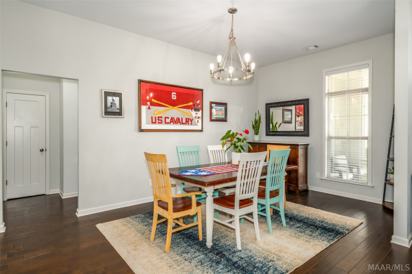 9422 Crescent Lodge Circle