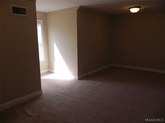 6 FAIRWAY Drive