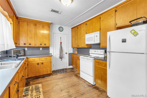 807 W Tallassee Street