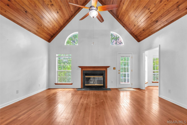 225 Mercer Road