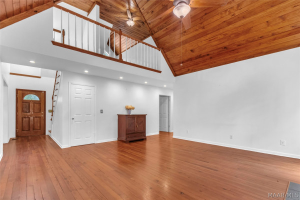 225 Mercer Road