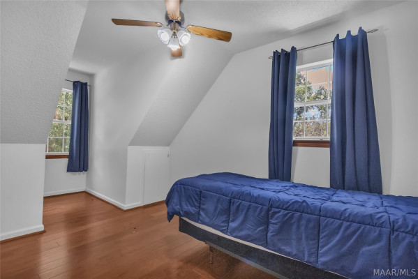225 Mercer Road
