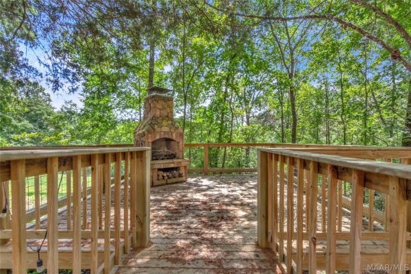225 Mercer Road