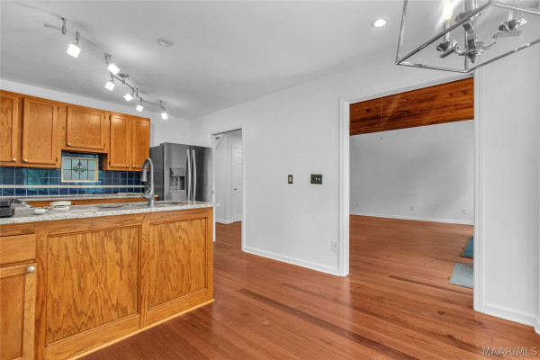 225 Mercer Road