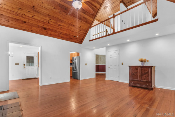 225 Mercer Road