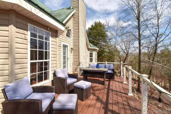 225 Mercer Road