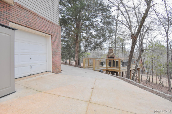 225 Mercer Road
