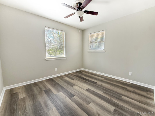 557 KAREN Road