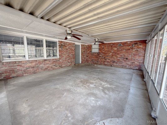 557 KAREN Road