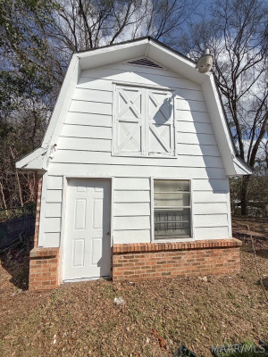 557 KAREN Road