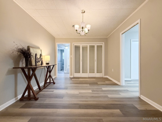 557 KAREN Road