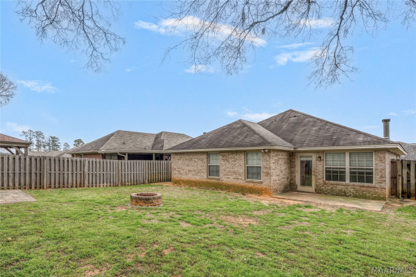 425 BUENA VISTA Way