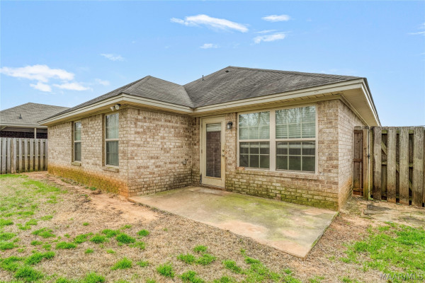 425 BUENA VISTA Way