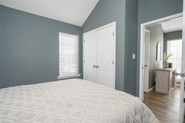 5860 PINELEAF Drive