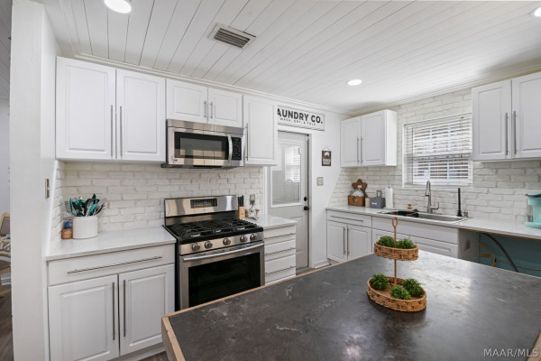 111 Livingston Avenue