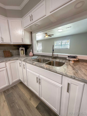 10111 HIGHWAY 231 Highway