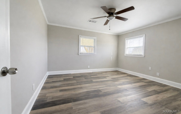 10111 HIGHWAY 231 Highway