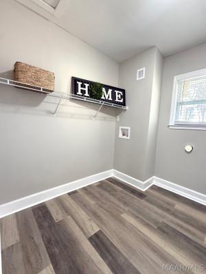 10111 HIGHWAY 231 Highway