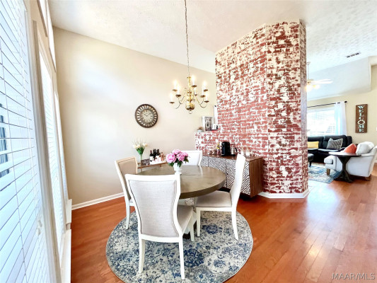 800 Autumn Ridge Road