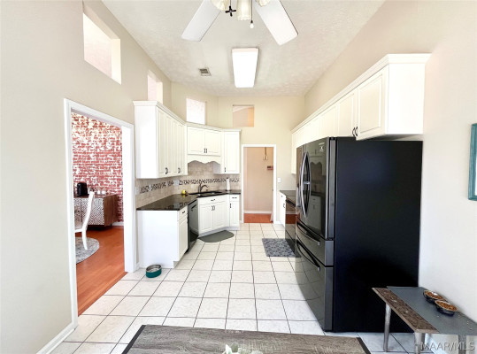 800 Autumn Ridge Road